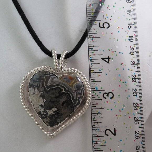 Mexican Lace Agate Cabochon Heart Shape Sterling Silver Pendant - Picture 4 of 6